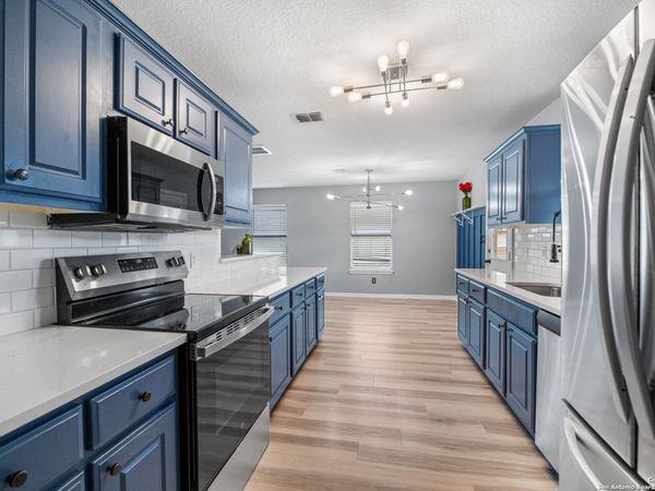 5742 BUTCH CYN, San Antonio, TX 78252