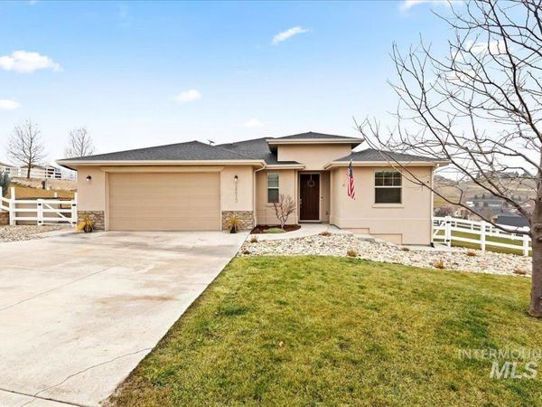 24813 Valley Run Place, Star, ID 83669