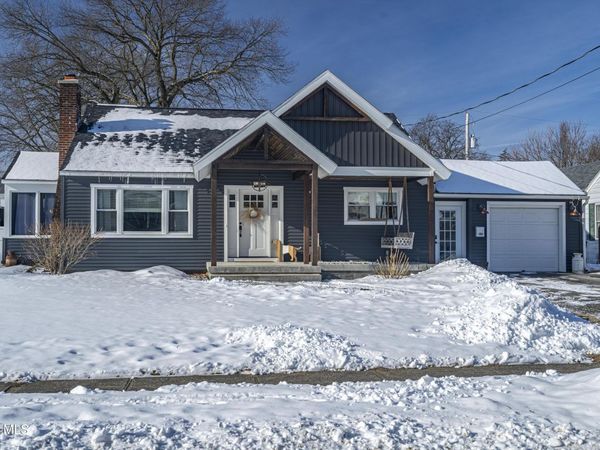 27 Lincoln Street, Hudson Falls, NY 12839