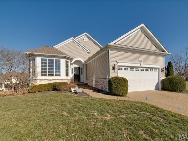 2091 Hawks Landing Drive, Lake St Louis, MO 63367