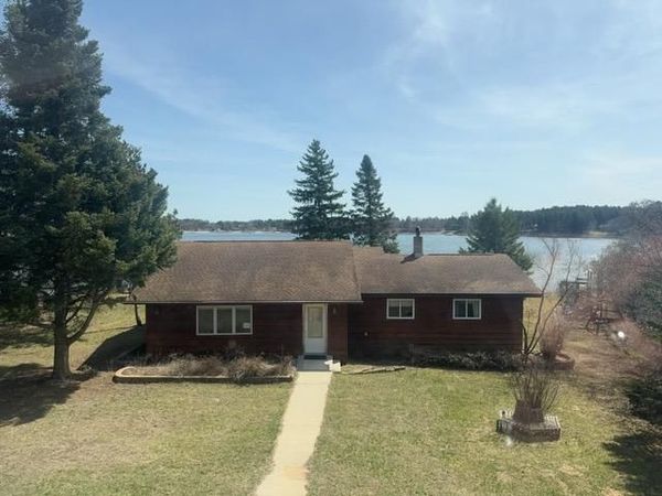 520 Main Street SW, Menahga, MN 56464