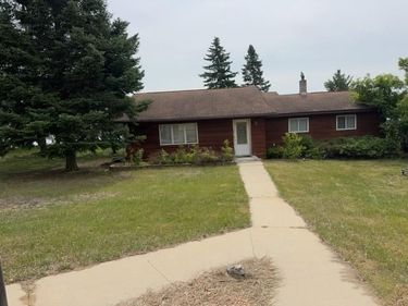 520 Main Street SW, Menahga, MN 56464
