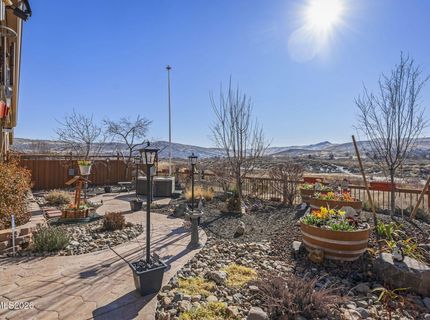 6787 Centaurus Drive, Sparks, NV 89436 Photo