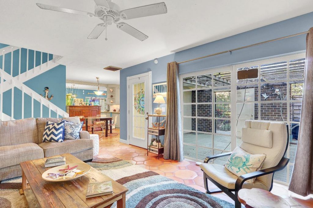 904 9th Terrace, Palm Beach Gardens, FL 33418 Photo