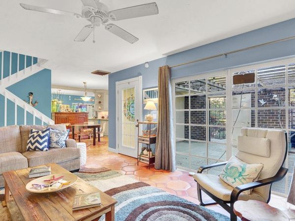 904 9th Terrace, Palm Beach Gardens, FL 33418