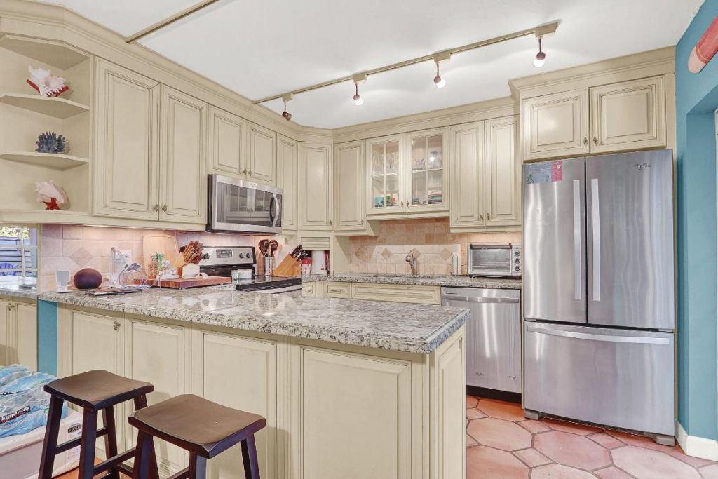 904 9th Terrace, Palm Beach Gardens, FL 33418 Photo