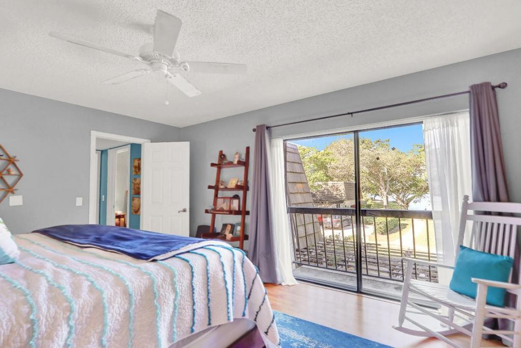 904 9th Terrace, Palm Beach Gardens, FL 33418 Photo