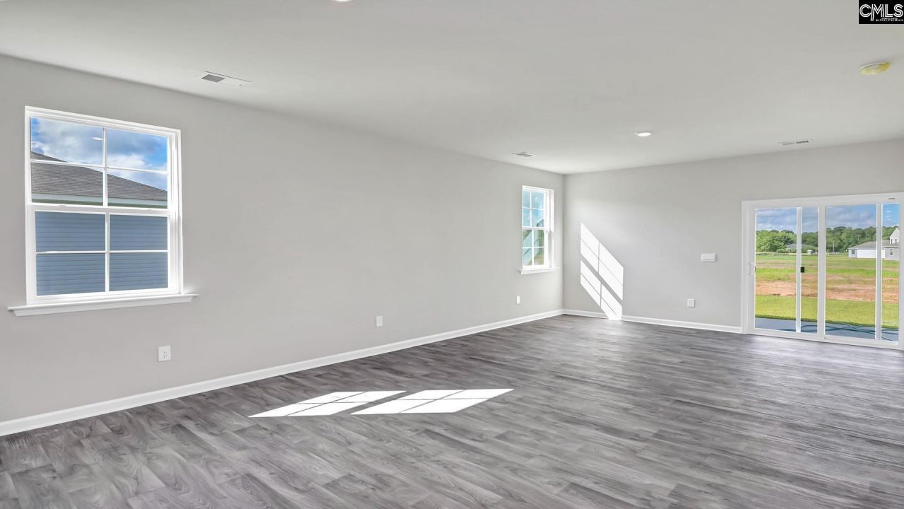 614 Edgetree Drive Photo 10