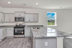 614 Edgetree Drive photo 4