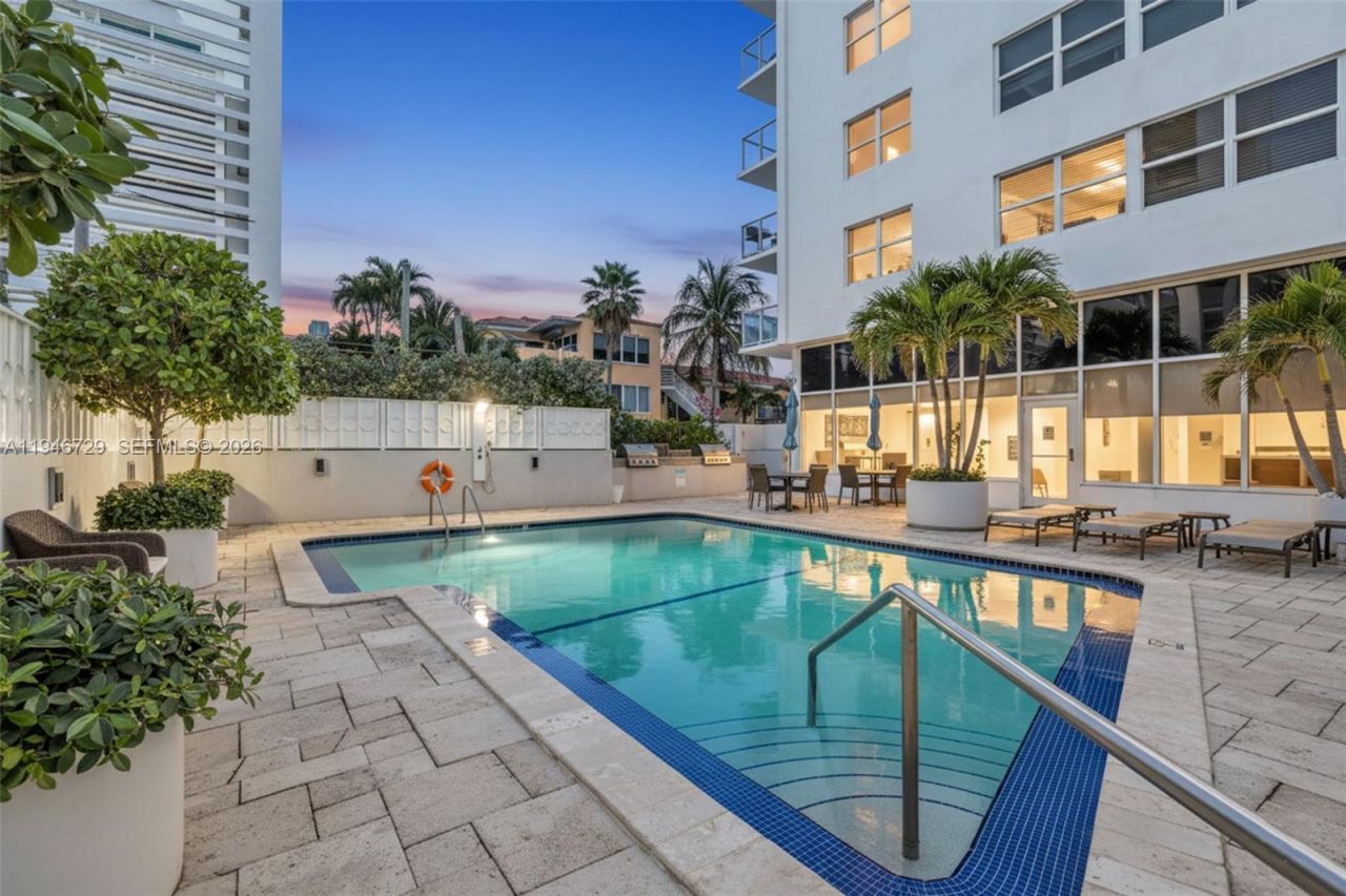 209 N Fort Lauderdale Beach Blvd, Unit 6B, Fort Lauderdale, FL 33304 Photo