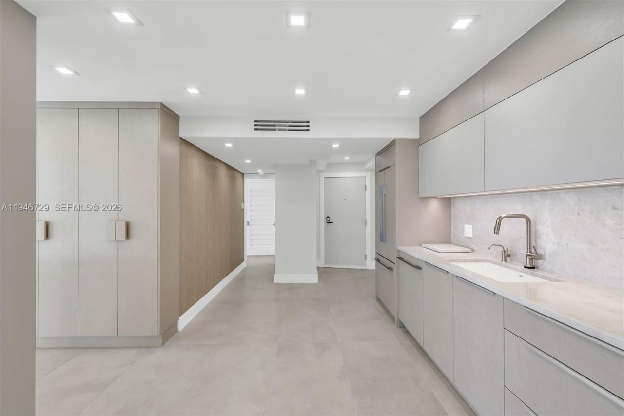 209 N Fort Lauderdale Beach Blvd, Unit 6B, Fort Lauderdale, FL 33304 Photo