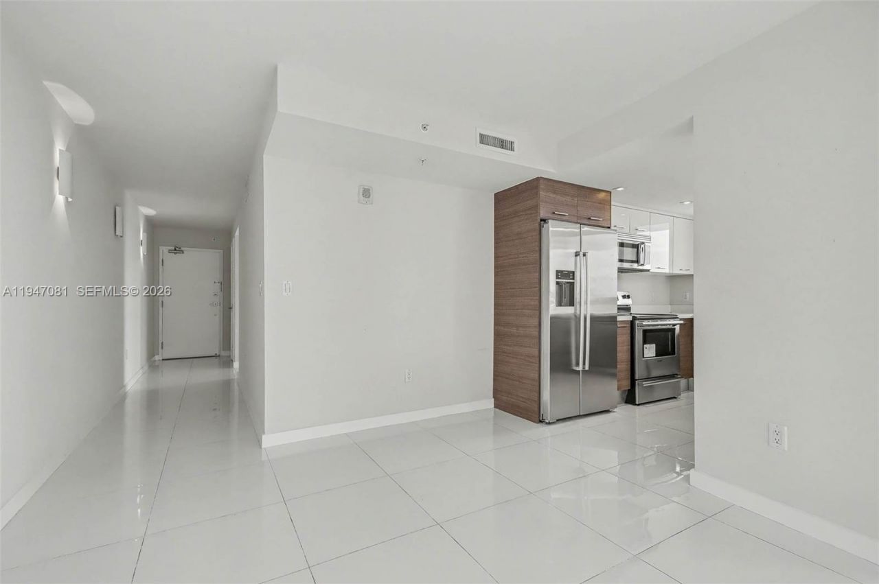 9901 E Bay Harbor Dr , Unit 803, Bay Harbor Islands, FL 33154 Photo