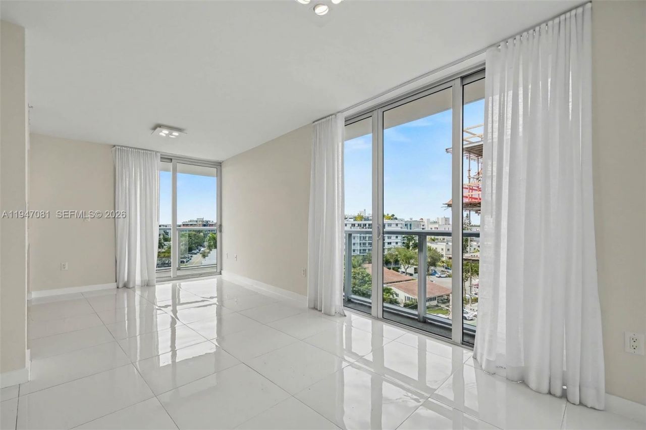 9901 E Bay Harbor Dr , Unit 803, Bay Harbor Islands, FL 33154 Photo