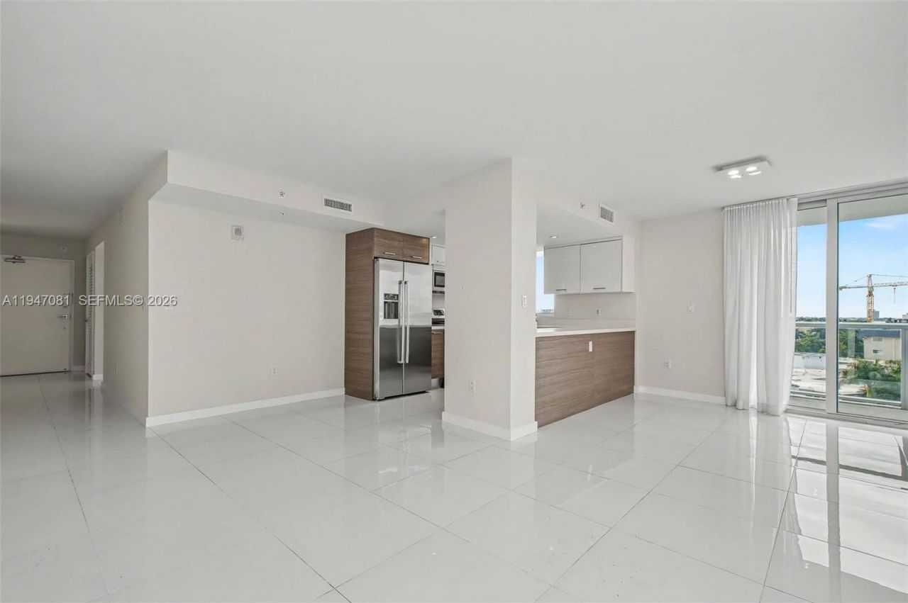 9901 E Bay Harbor Dr , Unit 803, Bay Harbor Islands, FL 33154 Photo