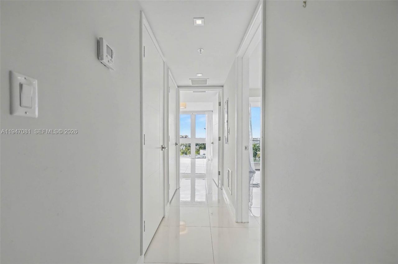 9901 E Bay Harbor Dr , Unit 803, Bay Harbor Islands, FL 33154 Photo