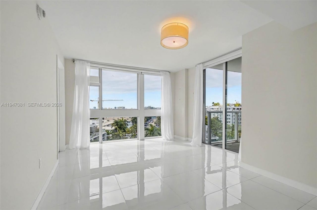 9901 E Bay Harbor Dr , Unit 803, Bay Harbor Islands, FL 33154 Photo