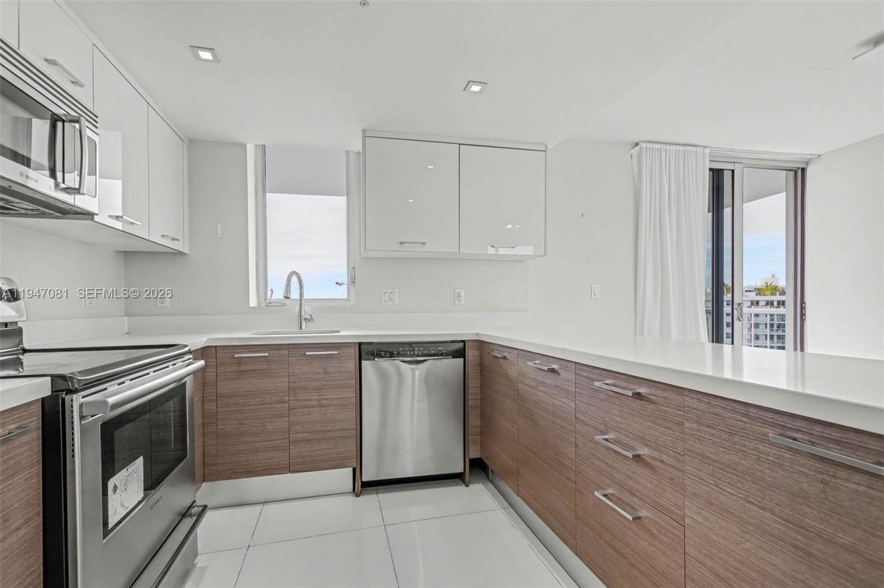 9901 E Bay Harbor Dr , Unit 803, Bay Harbor Islands, FL 33154 Photo