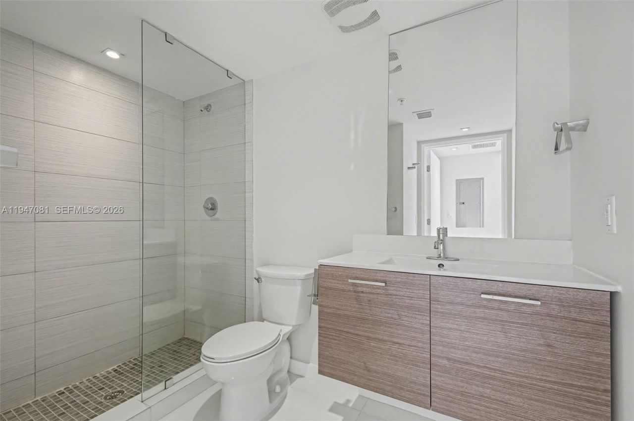 9901 E Bay Harbor Dr , Unit 803, Bay Harbor Islands, FL 33154 Photo