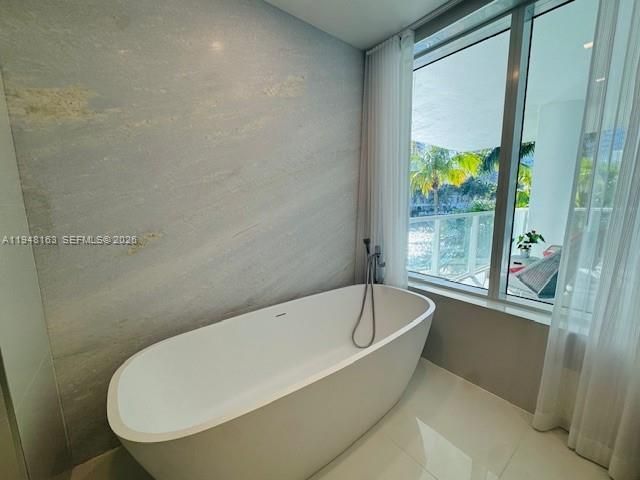 6103 Aqua Ave, Unit 105, Miami Beach, FL 33141 Photo