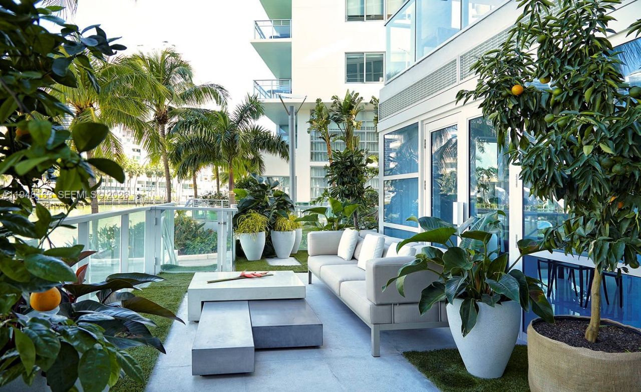 6103 Aqua Ave, Unit 105, Miami Beach, FL 33141 Photo