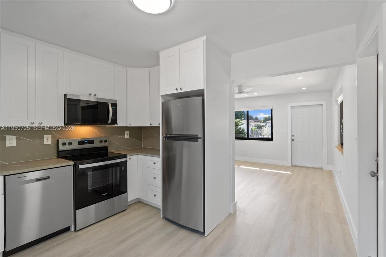 811 NW 115th St, Miami, FL 33168 Photo