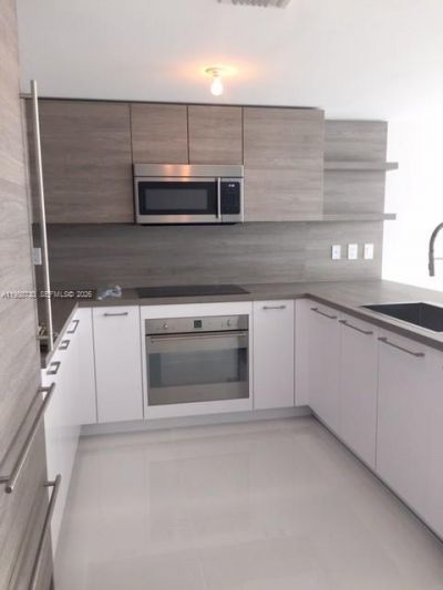 400 Sunny Isles Blvd, Unit 1421, Sunny Isles Beach, FL 33160 Photo