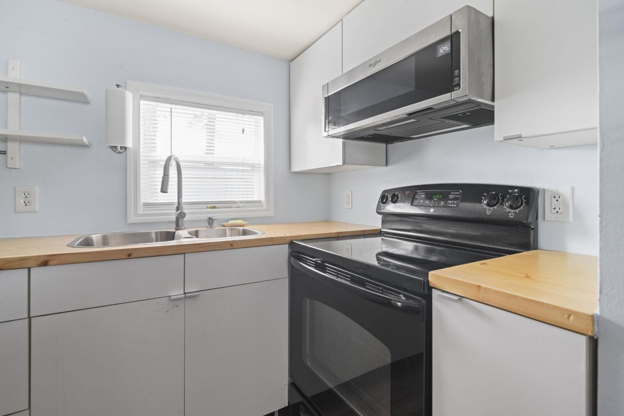 45 Shamrock Circle Photo 24