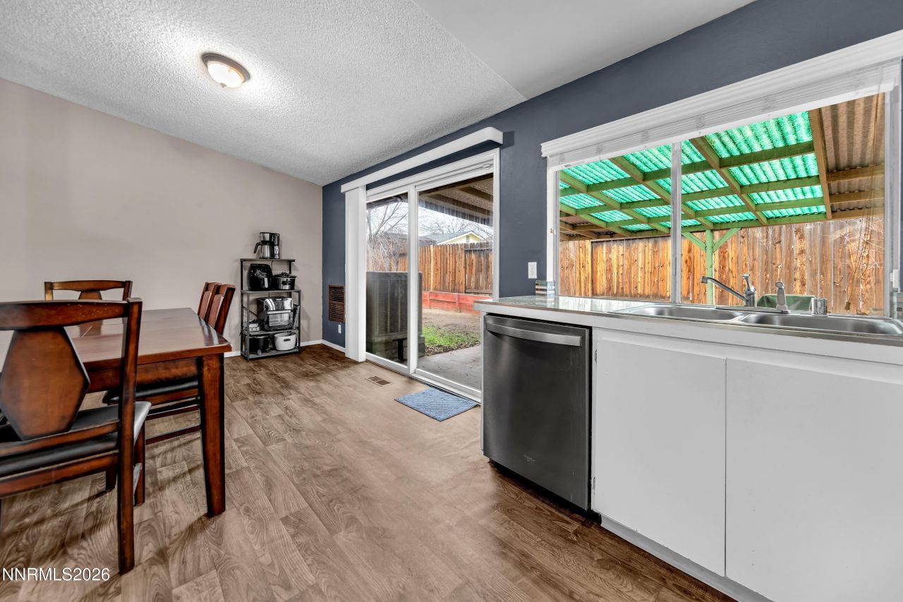 1012 Alta Vista Drive, Sparks, NV 89434 Photo