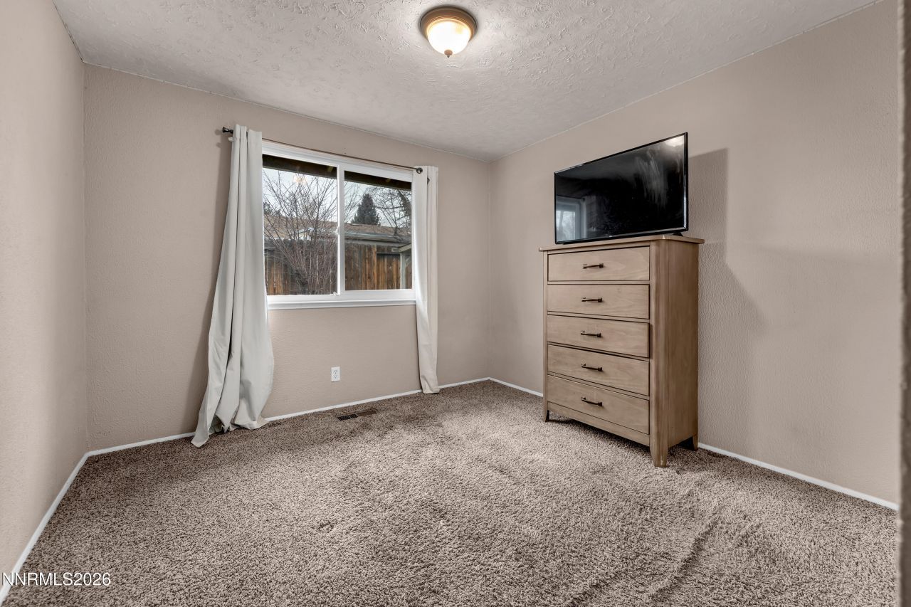 1012 Alta Vista Drive, Sparks, NV 89434 Photo