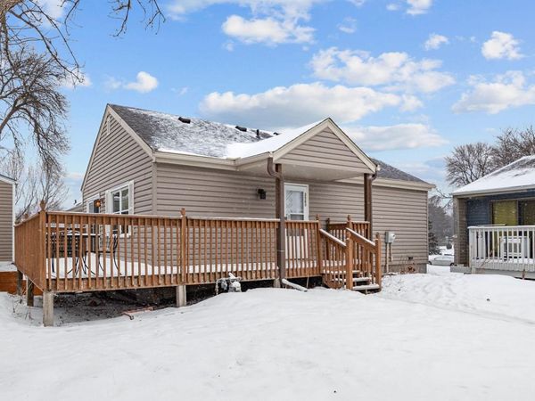 3563 Pilgrim Lane N, Plymouth, MN 55441