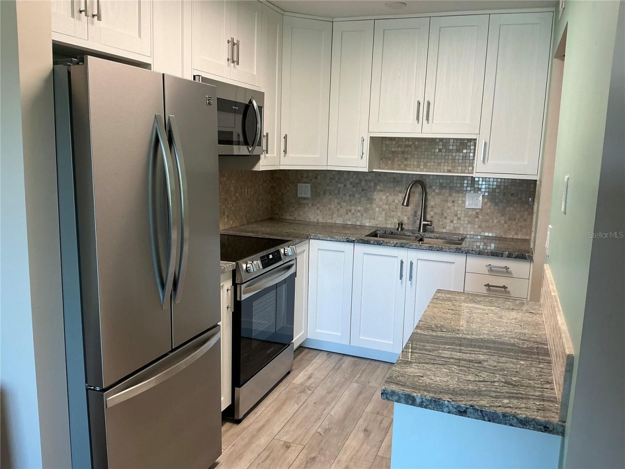 1860 Massachusetts Avenue Ne, Unit 311, Saint Petersburg, FL 33703 Photo