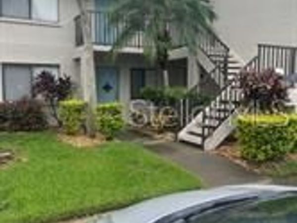 7886 EAGLE CREEK DRIVE, Unit 7886, SARASOTA, FL 34243