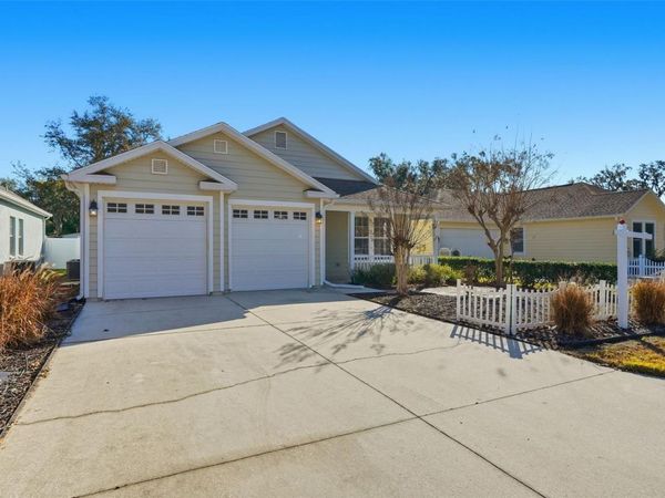 37438 PICKETTS MILL AVENUE, ZEPHYRHILLS, FL 33542