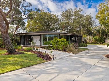 7117 SUNSHINE DRIVE S, ST PETERSBURG, FL 33705