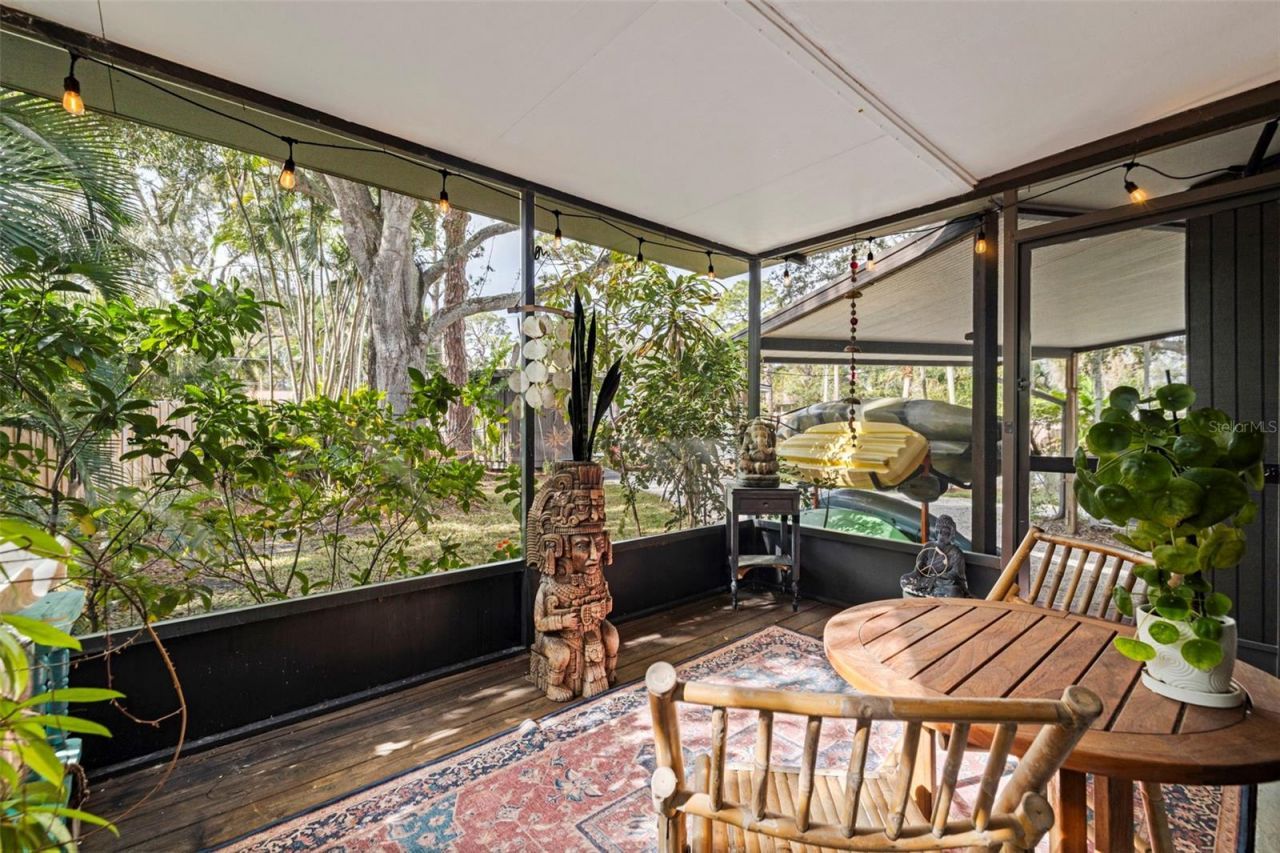 7117 Sunshine Drive S, Saint Petersburg, FL 33705 Photo