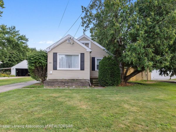 4615 Tolland Avenue, Holt, MI 48842