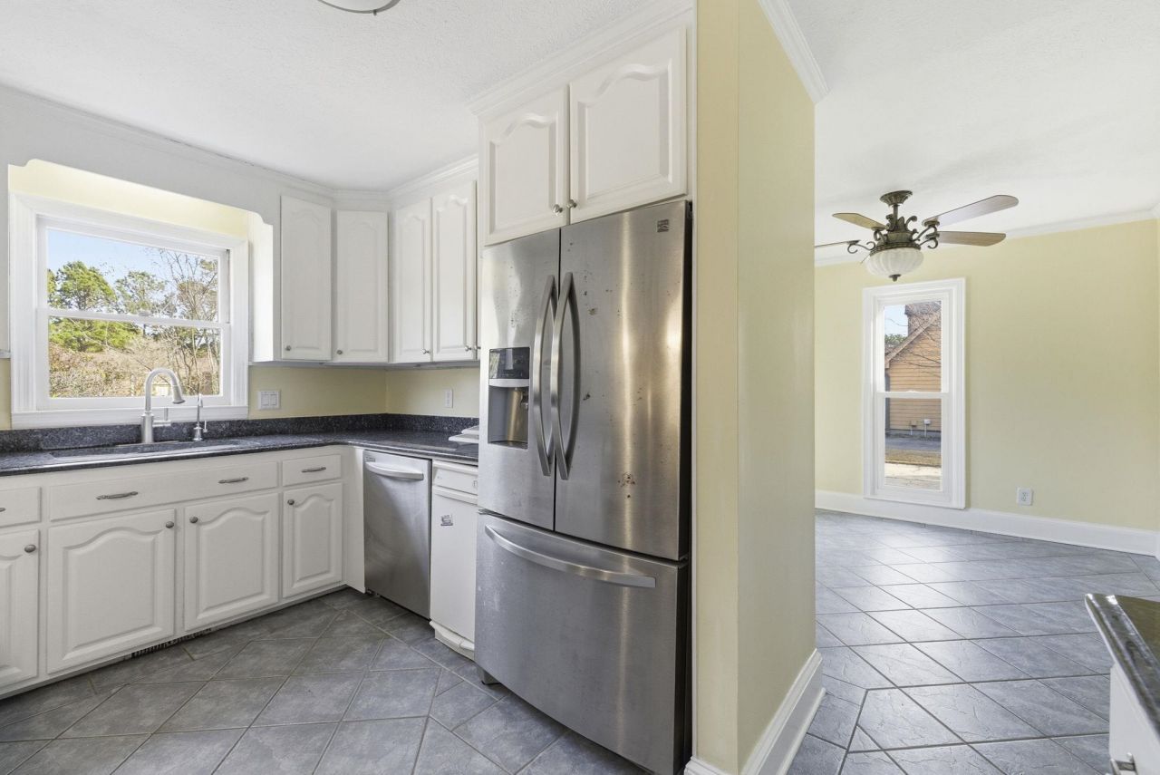 1787 Baytree Ln. Photo 11