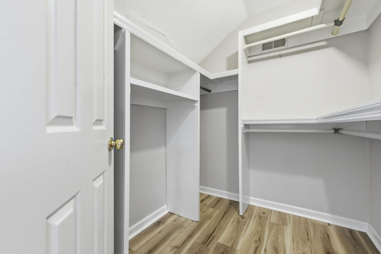 1787 Baytree Ln. Photo 34