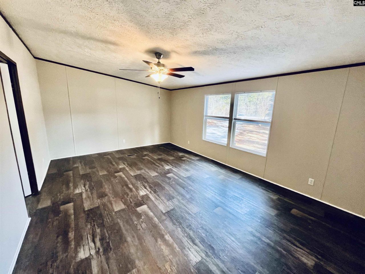 491 Sandy Springs Lane Photo 21