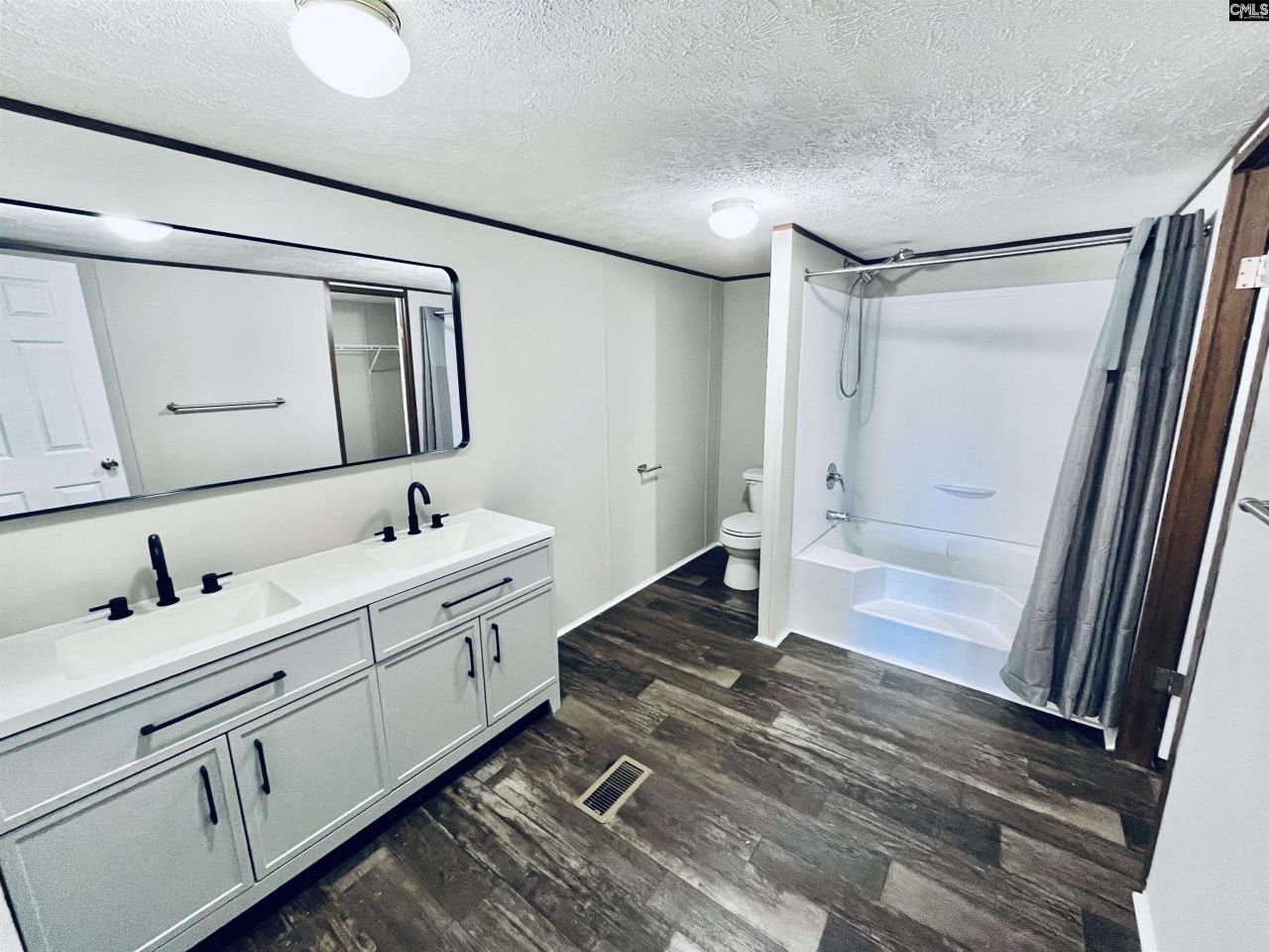 491 Sandy Springs Lane Photo 24