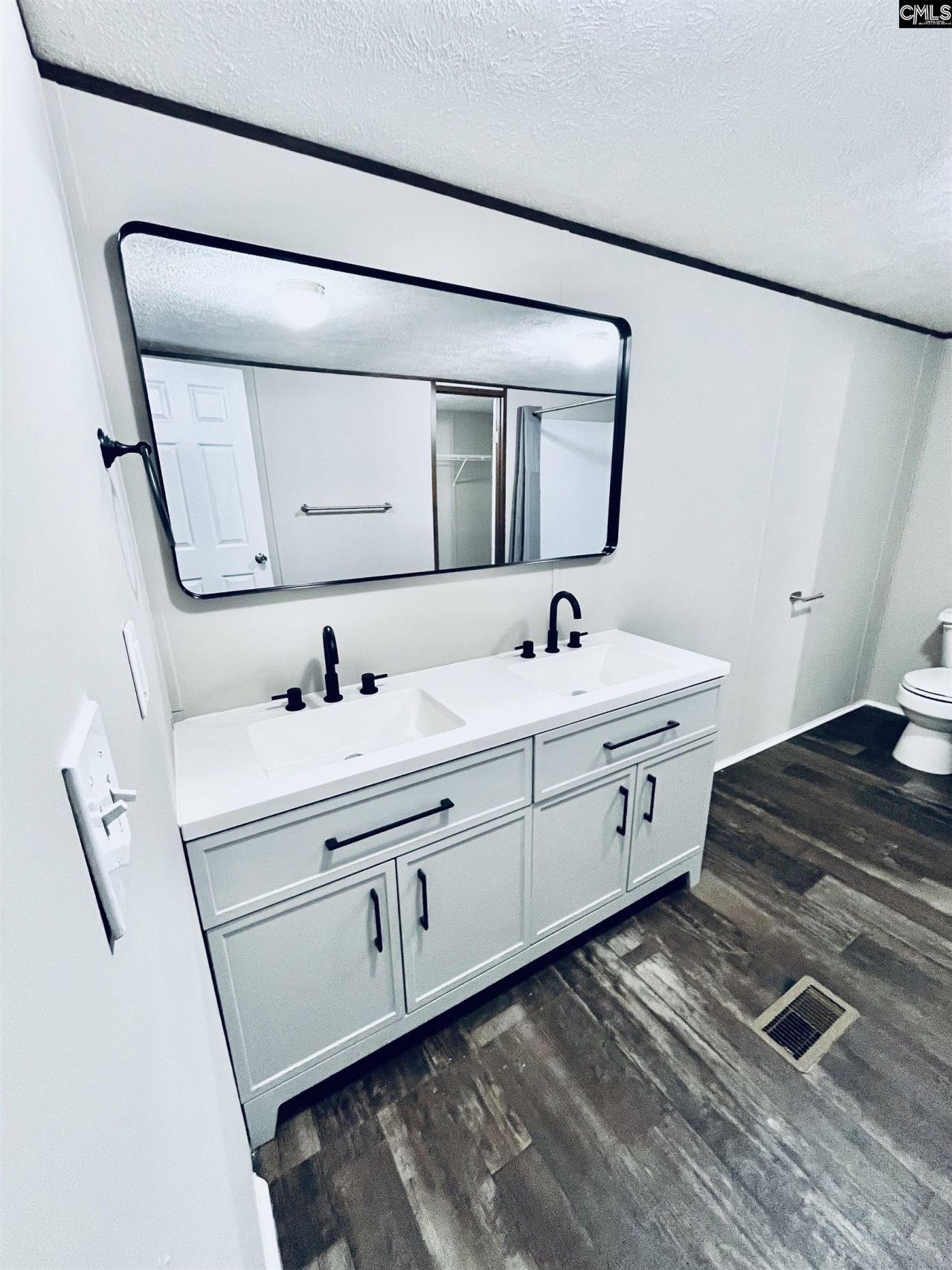 491 Sandy Springs Lane Photo 26