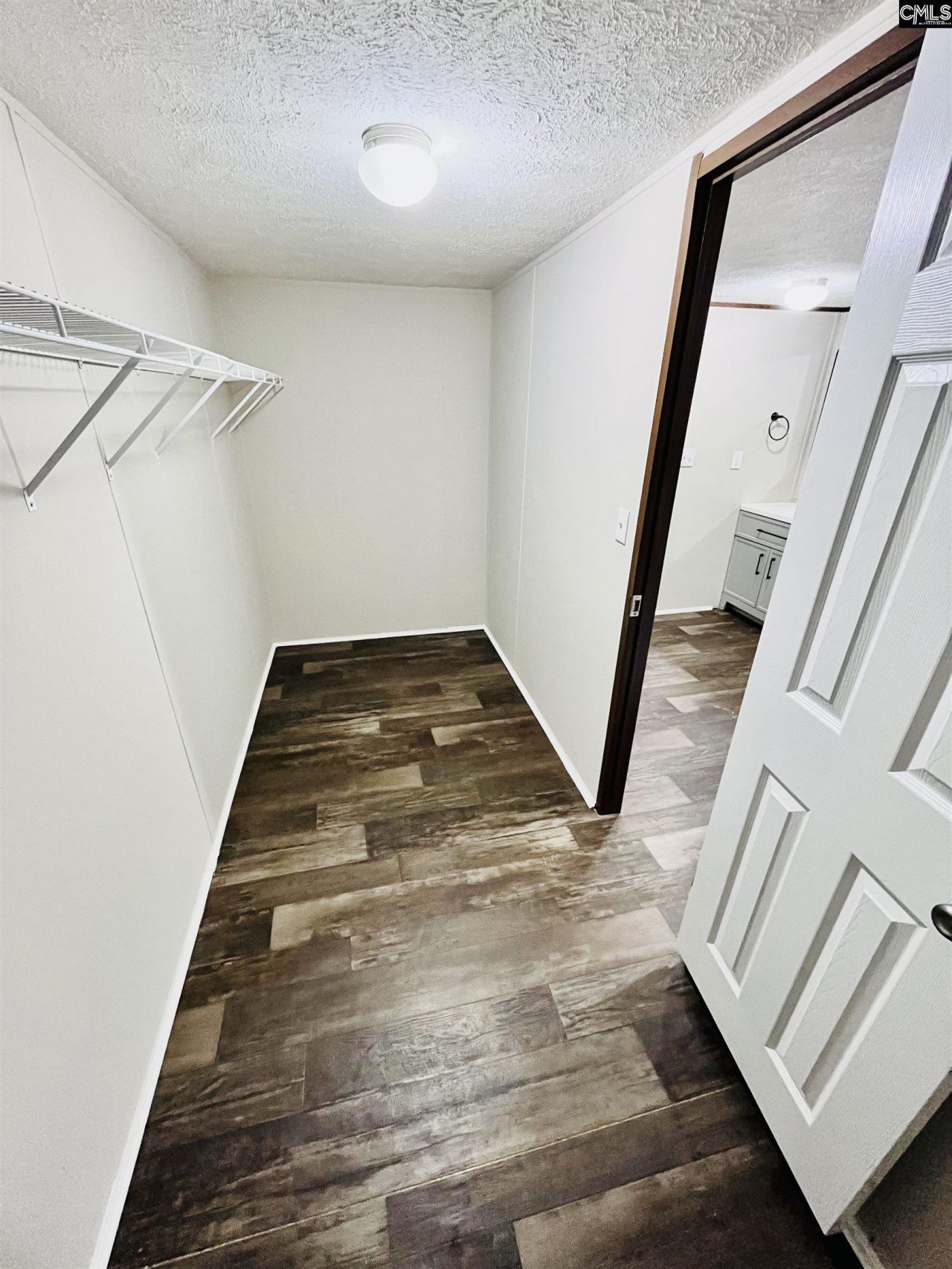 491 Sandy Springs Lane Photo 32