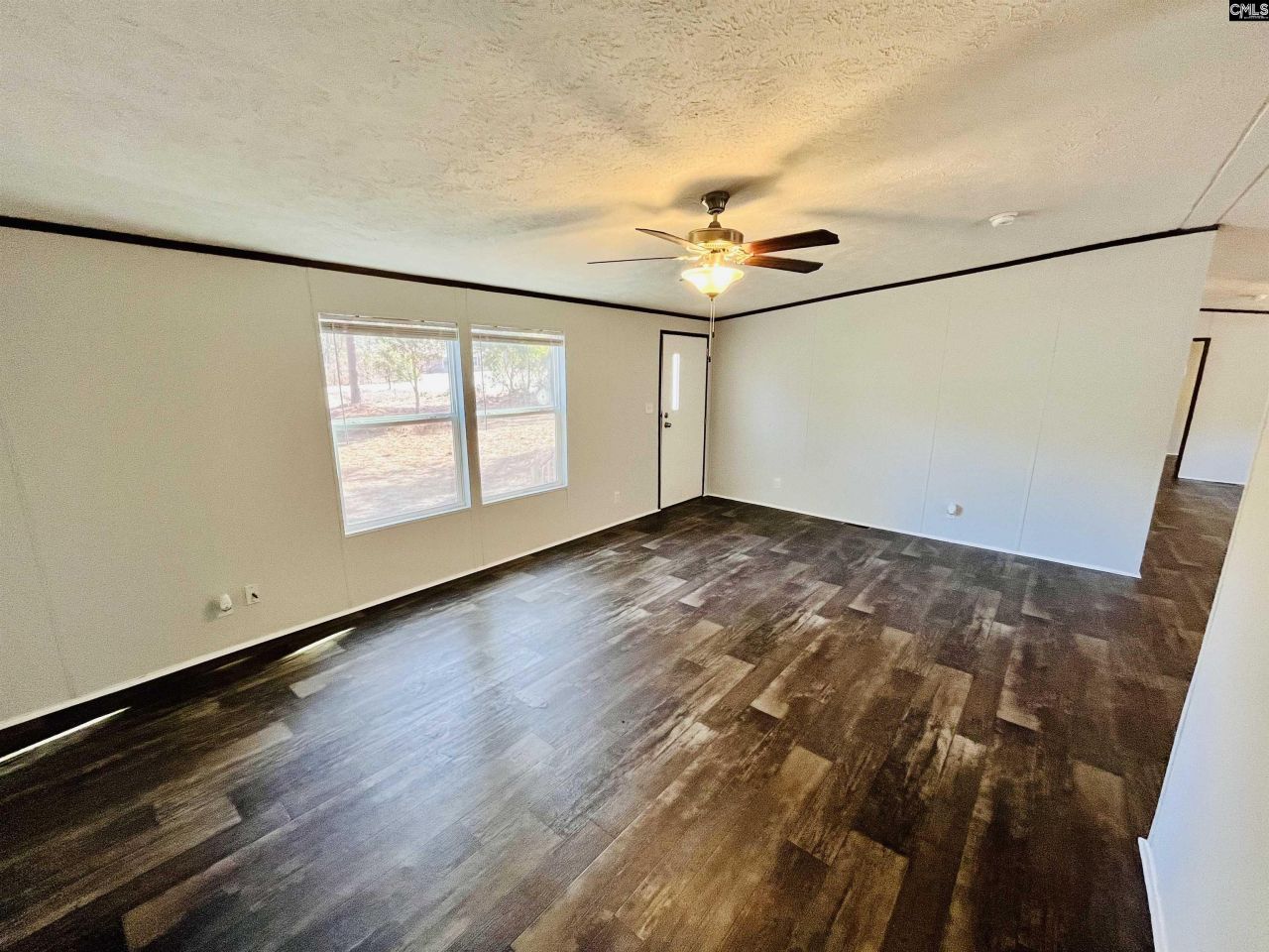 491 Sandy Springs Lane Photo 9