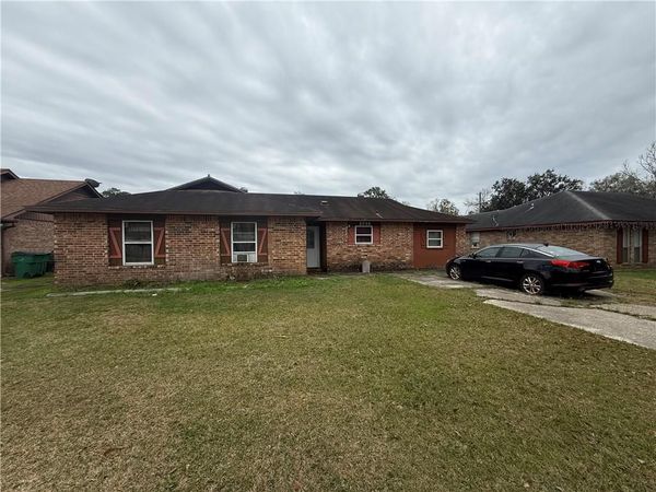1715 W HALL Avenue, Slidell, LA 70460