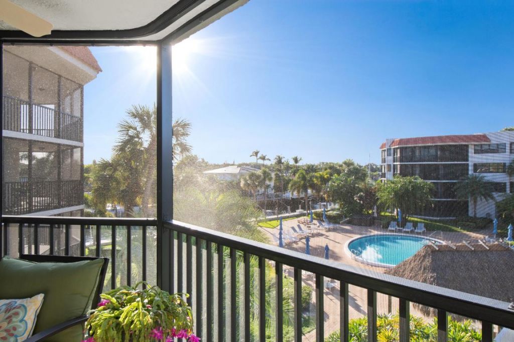 800 Jeffery Street, Unit 303, Boca Raton, FL 33487 Photo