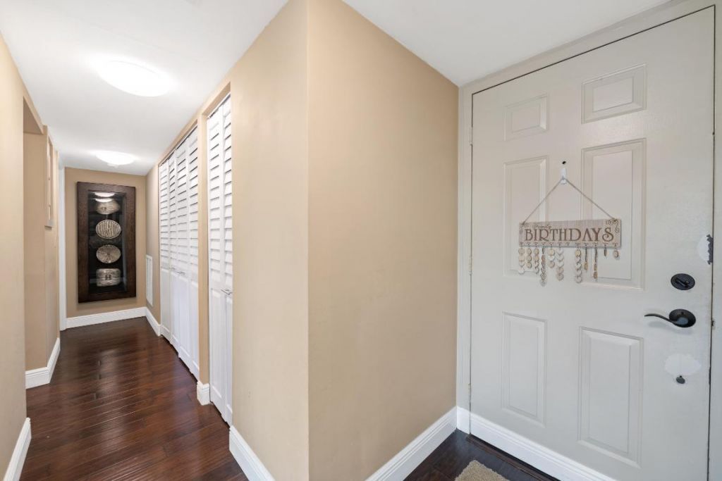 800 Jeffery Street, Unit 303, Boca Raton, FL 33487 Photo