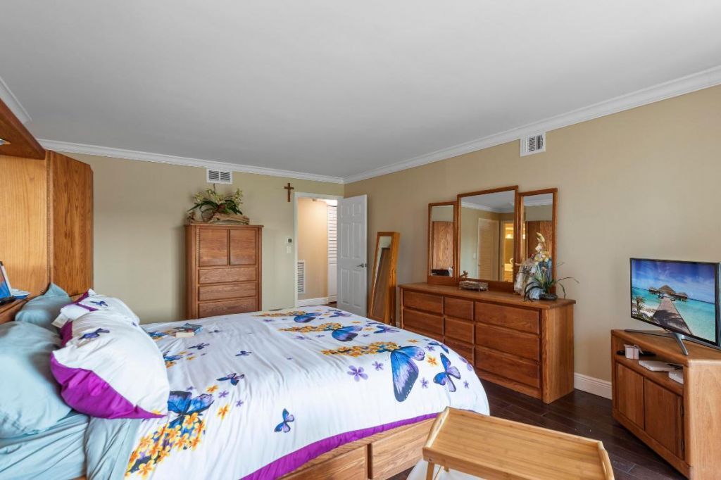 800 Jeffery Street, Unit 303, Boca Raton, FL 33487 Photo