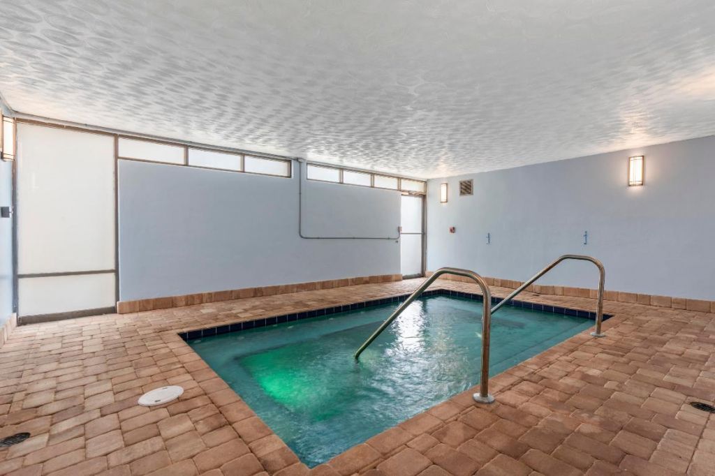 800 Jeffery Street, Unit 303, Boca Raton, FL 33487 Photo