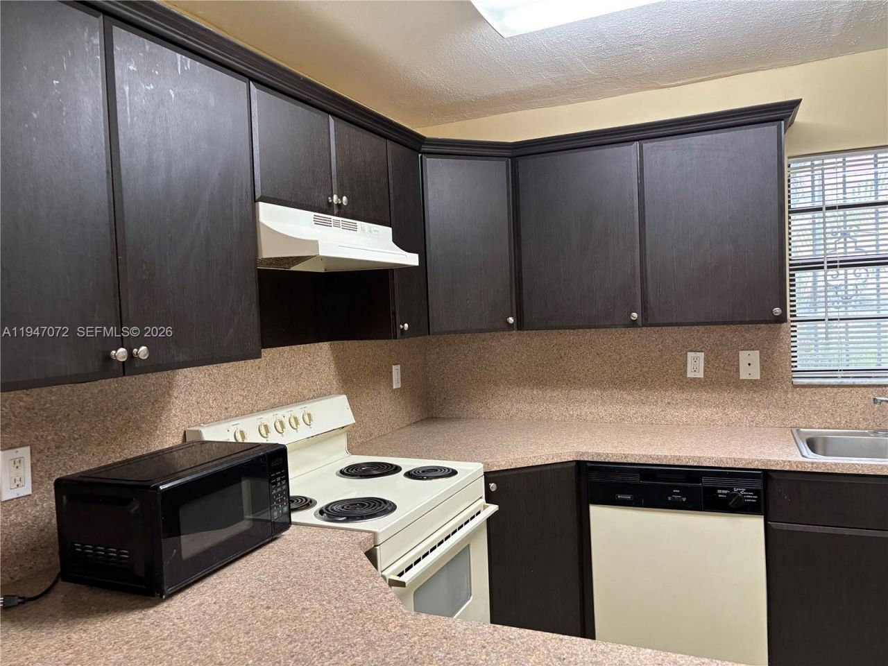 3610 SW 112th Ave, Unit 6-2, Miami, FL 33165 Photo