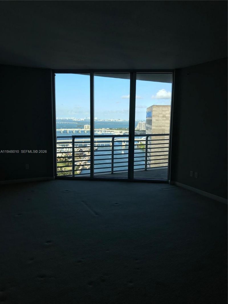325 S Biscayne Blvd, Unit 3718, Miami, FL 33131 Photo